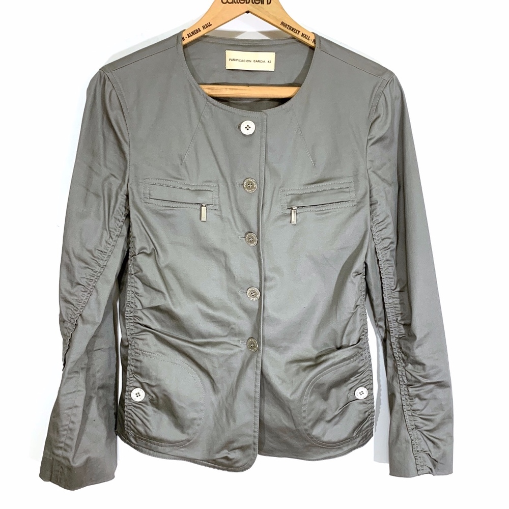 Purificación Garcia Blazer